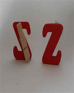 حروف چوبی گیره دار 3*3(قرمزZ)